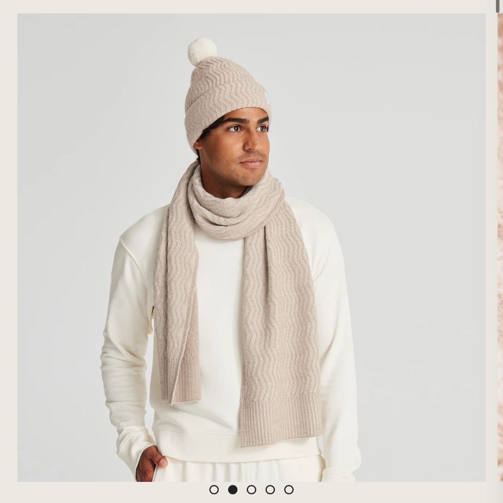 Allbirds Beige Wool Knit Scarf 0203-204